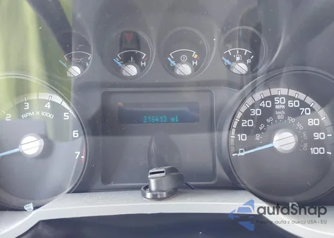 2015 Ford F-250 Xl z USA, uszkodzony, nr VIN 1FD7W2A63FEB15050